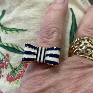 Coach Navy and White Striped Bow Ring Size 8 in new condition
